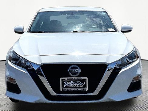 Used 2019 Nissan Altima 2.5 S FWD image 3