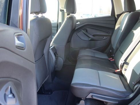 Used 2017 Ford Escape SE image 14