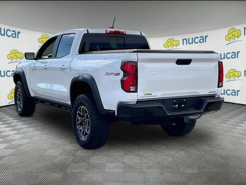 Used 2024 Chevrolet Colorado ZR2 w/ Technology Package AWD/4WD image 4