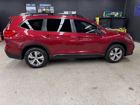 Used 2023 Subaru Ascent Premium w/ Convenience Package AWD/4WD image 6