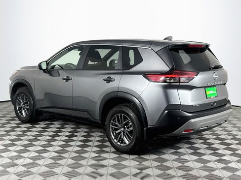 Used 2023 Nissan Rogue S FWD image 6