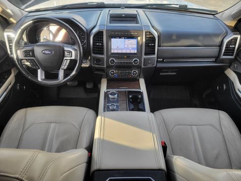 Used 2019 Ford Expedition Platinum image 10