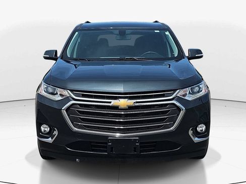 Used 2019 Chevrolet Traverse LT FWD image 12
