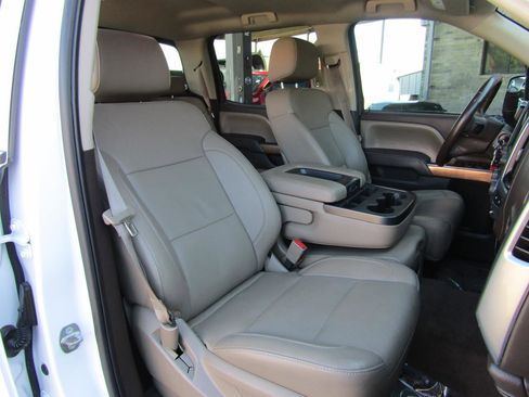 Used 2015 Chevrolet Silverado 1500 LTZ image 11