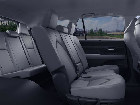 New 2026 Toyota Grand Highlander XLE AWD/4WD image 2