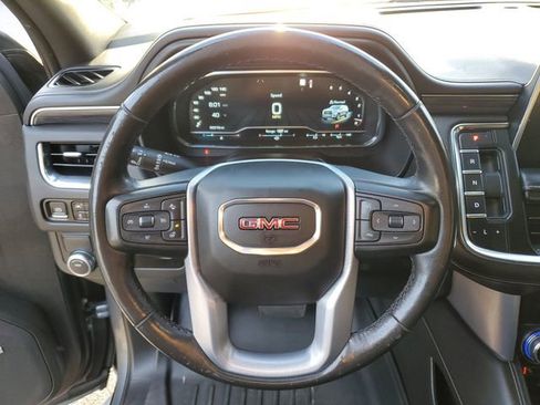 Used 2022 GMC Yukon SLT w/ SLT Luxury Package image 20