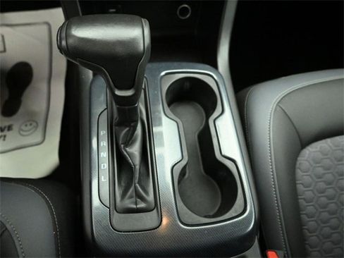 Used 2017 Chevrolet Colorado Z71 image 19