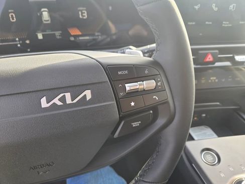 New 2026 Kia Sportage EX AWD/4WD image 15