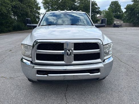 Used 2018 RAM 2500 Tradesman w/ Chrome Appearance Group AWD/4WD image 7