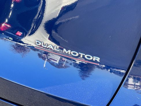 Used 2022 Tesla Model Y Performance image 13