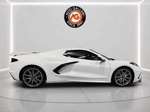Used 2026 Chevrolet Corvette Stingray Premium Conv w/ Z51 Performance Package RWD image 2