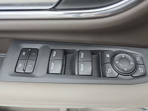 Used 2023 Chevrolet Tahoe LT w/ Luxury Package image 29