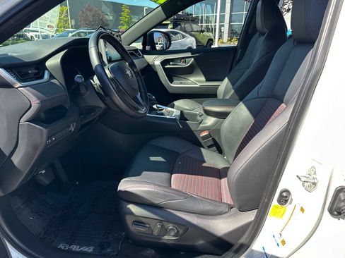 Certified 2022 Toyota RAV4 XSE AWD/4WD image 12