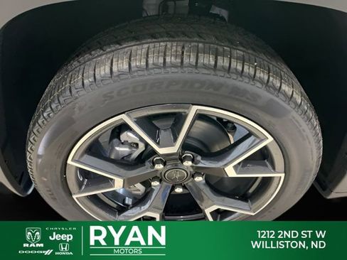 New 2026 Jeep Cherokee Overland w/ Advanced Pro Tech Group image 18