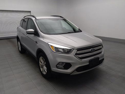 Used 2018 Ford Escape SE FWD image 13