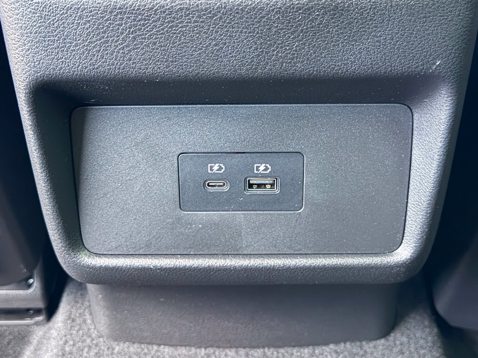 Used 2023 Nissan Rogue SV AWD/4WD image 28