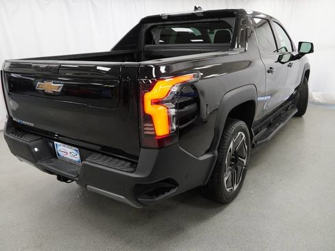 New 2026 Chevrolet Silverado EV LT AWD/4WD image 2