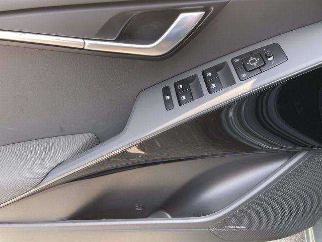 New 2026 Kia Niro EX FWD image 20