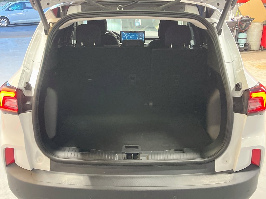 Used 2024 Ford Escape Active w/ Tech Pack #1 AWD/4WD image 26