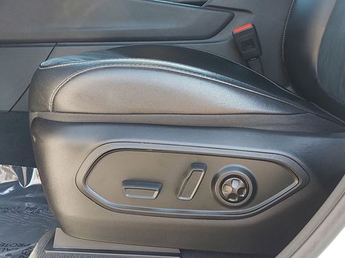 Used 2024 Jeep Grand Cherokee Altitude RWD image 26