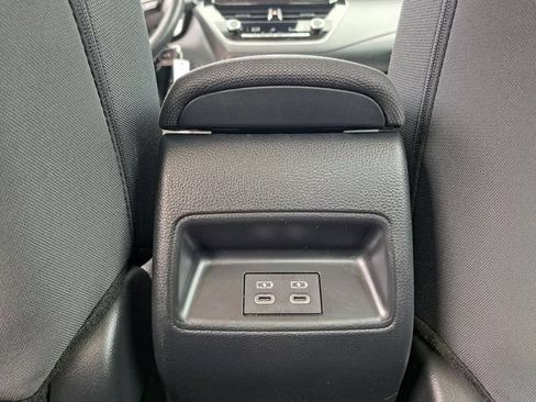 Used 2023 Toyota Corolla LE FWD image 30