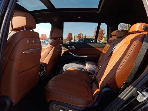 New 2026 BMW X7 M60i image 10