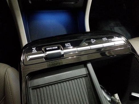 New 2026 Hyundai Tucson Limited w/ Tow & Go Package image 8