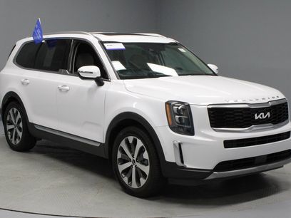 Used 2022 Kia Telluride EX w/ EX Premium Package