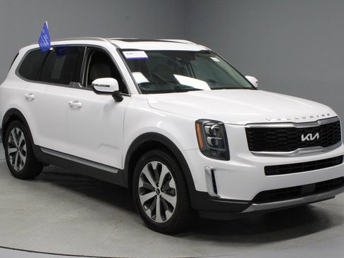 Used 2022 Kia Telluride EX w/ EX Premium Package image 1
