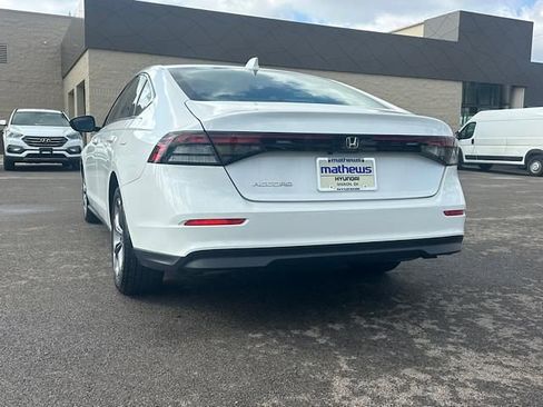 Used 2024 Honda Accord EX image 4