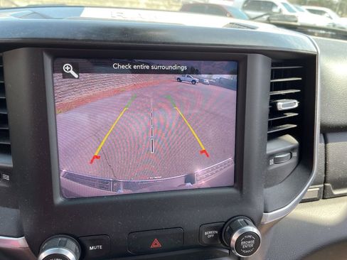 Used 2021 RAM 1500 Big Horn image 15