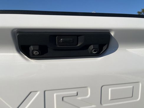 Used 2023 Chevrolet Silverado 2500 LTZ image 10