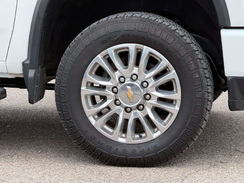 Used 2021 Chevrolet Silverado 2500 High Country w/ Z71 Off-Road Package AWD/4WD image 9