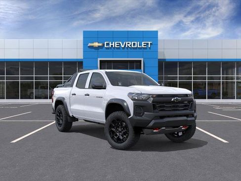 New 2026 Chevrolet Colorado Trail Boss AWD/4WD image 1