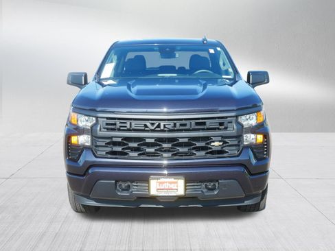 Used 2023 Chevrolet Silverado 1500 Custom AWD/4WD image 2