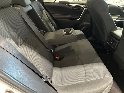 Used 2023 Toyota RAV4 LE AWD/4WD image 20
