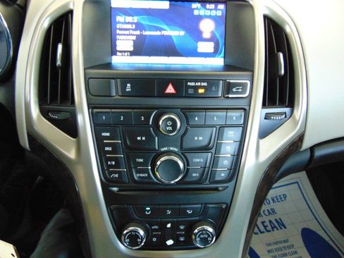 Used 2016 Buick Verano image 14