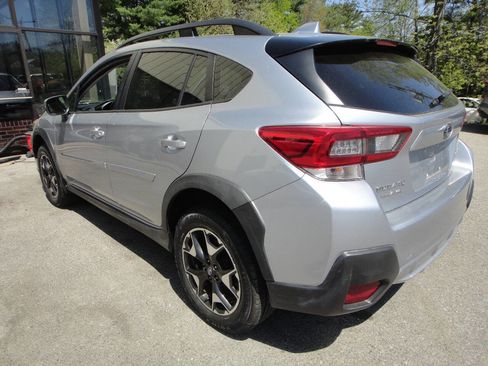 Used 2020 Subaru Crosstrek 2.0i Premium w/ Moonroof Package 2 image 6