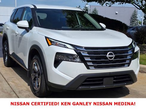 Certified 2026 Nissan Rogue SV AWD/4WD image 1