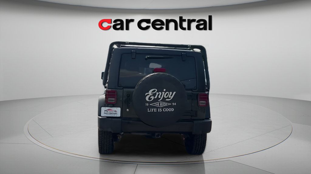 Used 2015 Jeep Wrangler Unlimited Sport AWD/4WD image 5