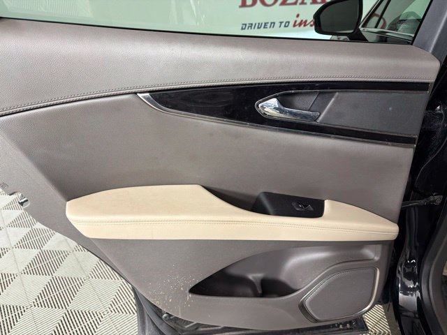 Certified 2022 Lincoln Nautilus FWD w/ Premium Package image 25