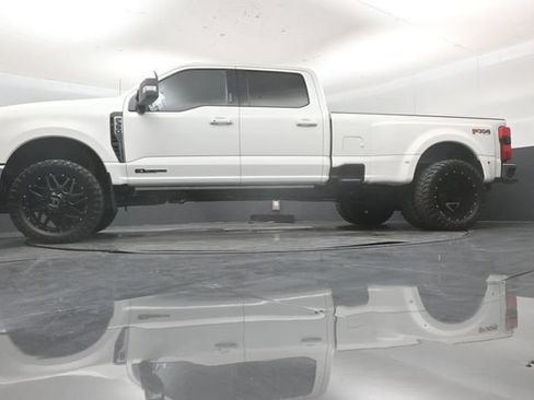 Used 2023 Ford F350 Lariat w/ Lariat Ultimate Package AWD/4WD image 56
