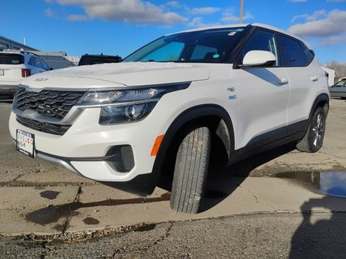 Used 2022 Kia Seltos LX image 1