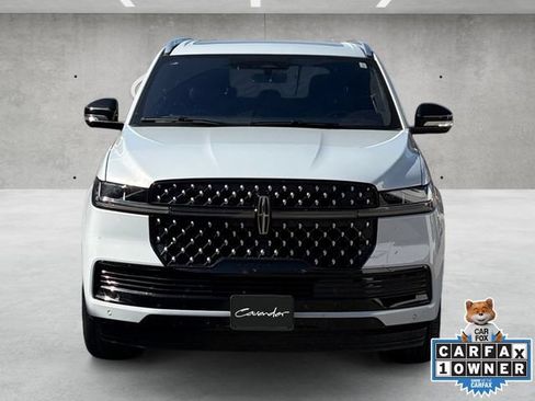 Used 2025 Lincoln Navigator Black Label AWD/4WD image 18