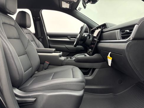 New 2027 GMC Terrain Elevation w/ Elevation Premium Package FWD image 31