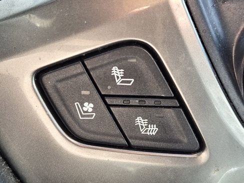 Used 2018 Chevrolet Silverado 1500 LTZ Z71 w/ Centennial Edition image 8