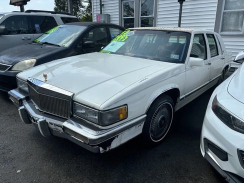 Used 1992 Cadillac De Ville Sedan image 8