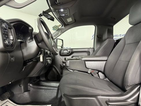 Used 2020 Chevrolet Silverado 2500 W/T w/ Snow Plow Prep/Camper Package image 13