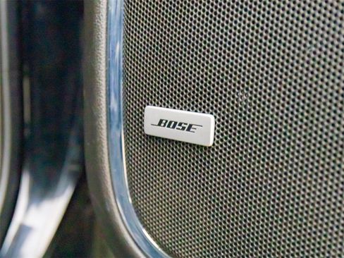 Used 2019 GMC Yukon SLT w/ HD Trailering Package image 18