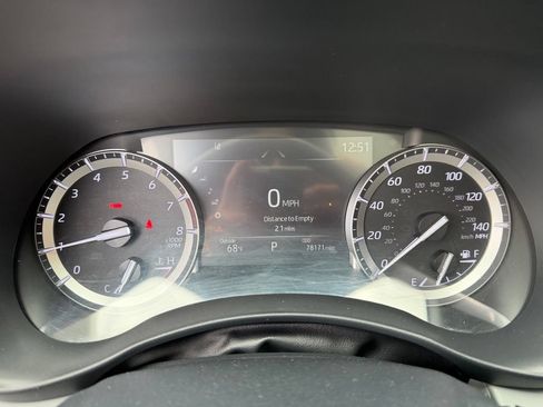 Used 2022 Toyota Highlander Platinum AWD/4WD image 21